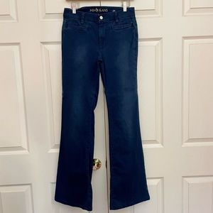 MiH Made in Heaven Marrakesh Fitted Flare Jean in Christie rinse, size 29.